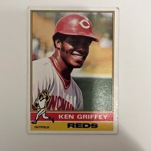 1976 Topps Ken Griffey Sr. Baseball Card # 128
